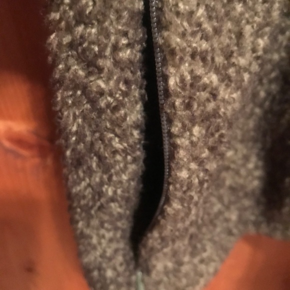 Woolrich Vest Olive Green Heather - Picture 7 of 7